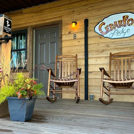 Cedar Post Lodge